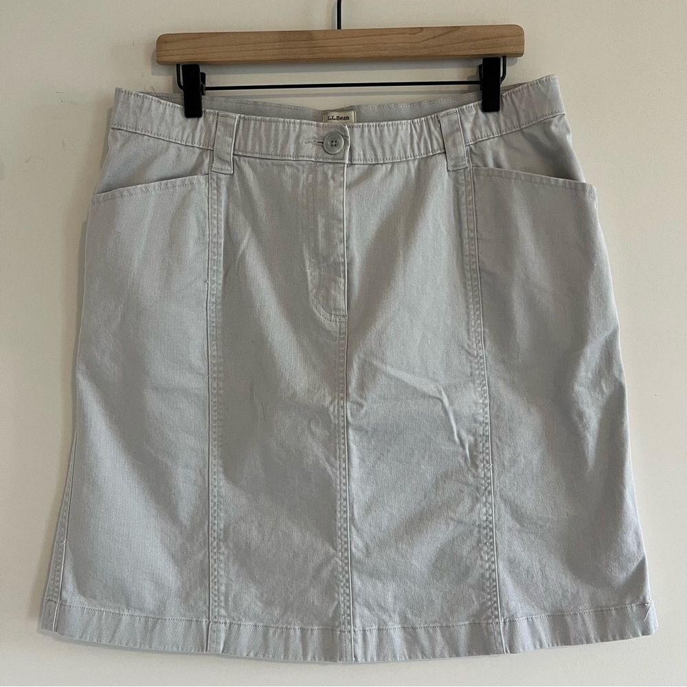 L.L. Bean Women’s Classic Fit Mini Skirt Khaki Gray size 18